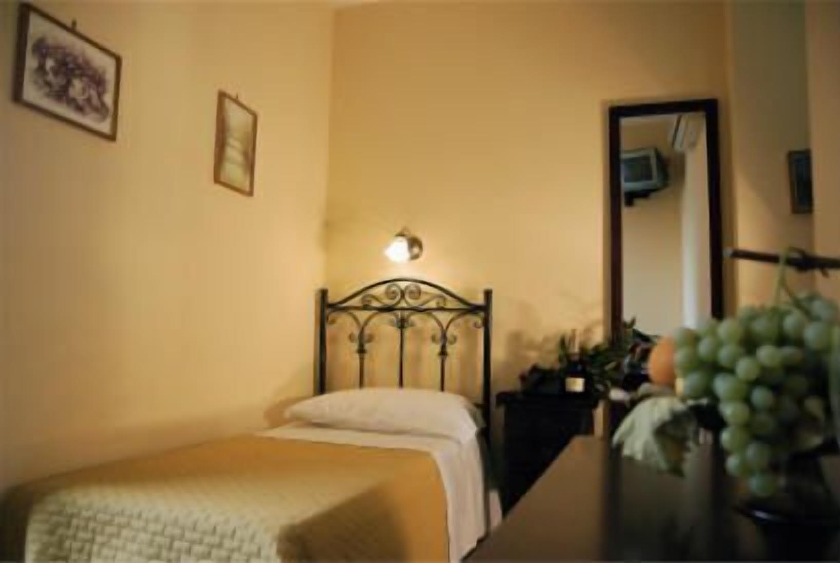 Hotel Columbia Palermo Luaran gambar