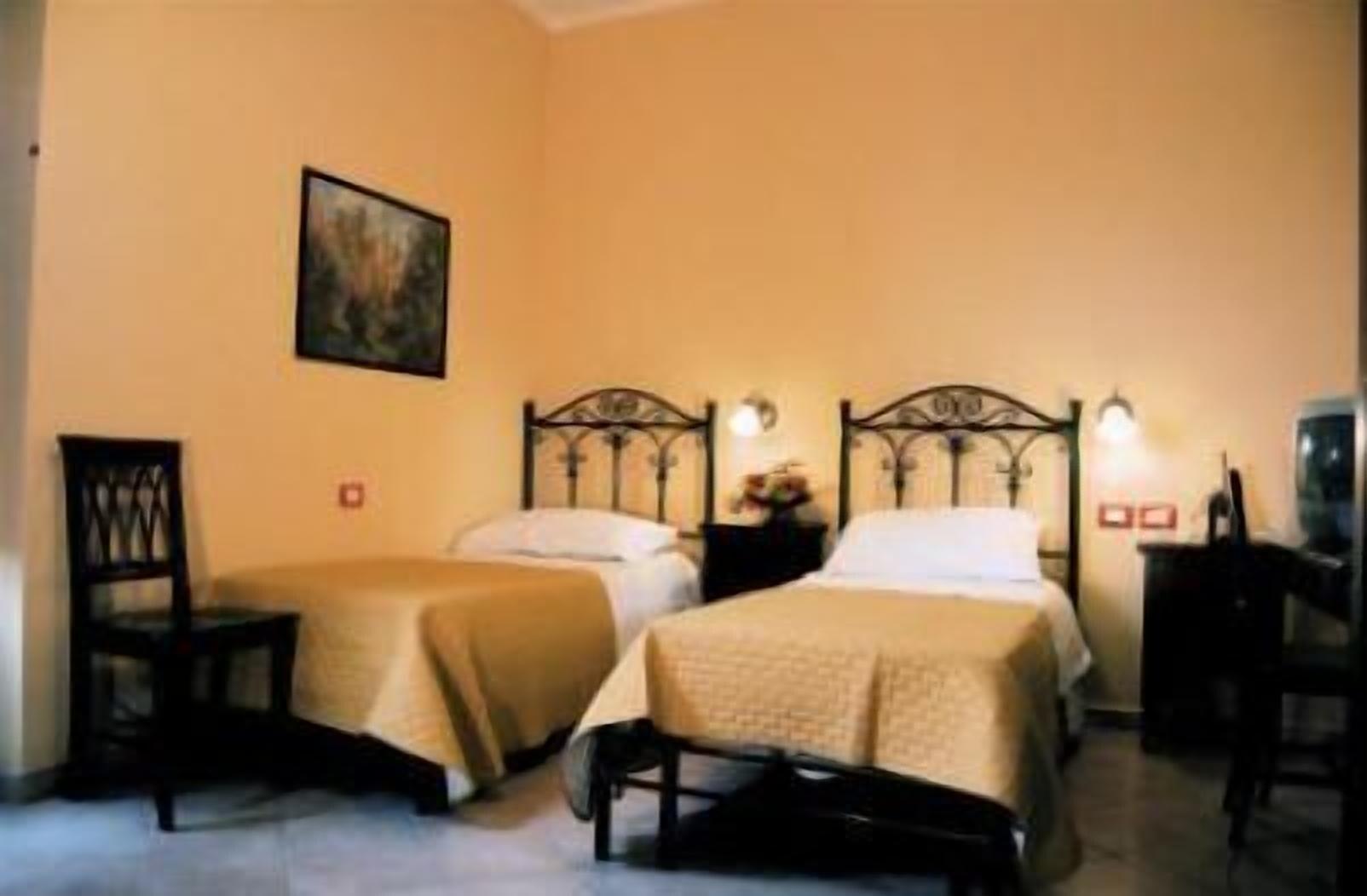 Hotel Columbia Palermo Luaran gambar