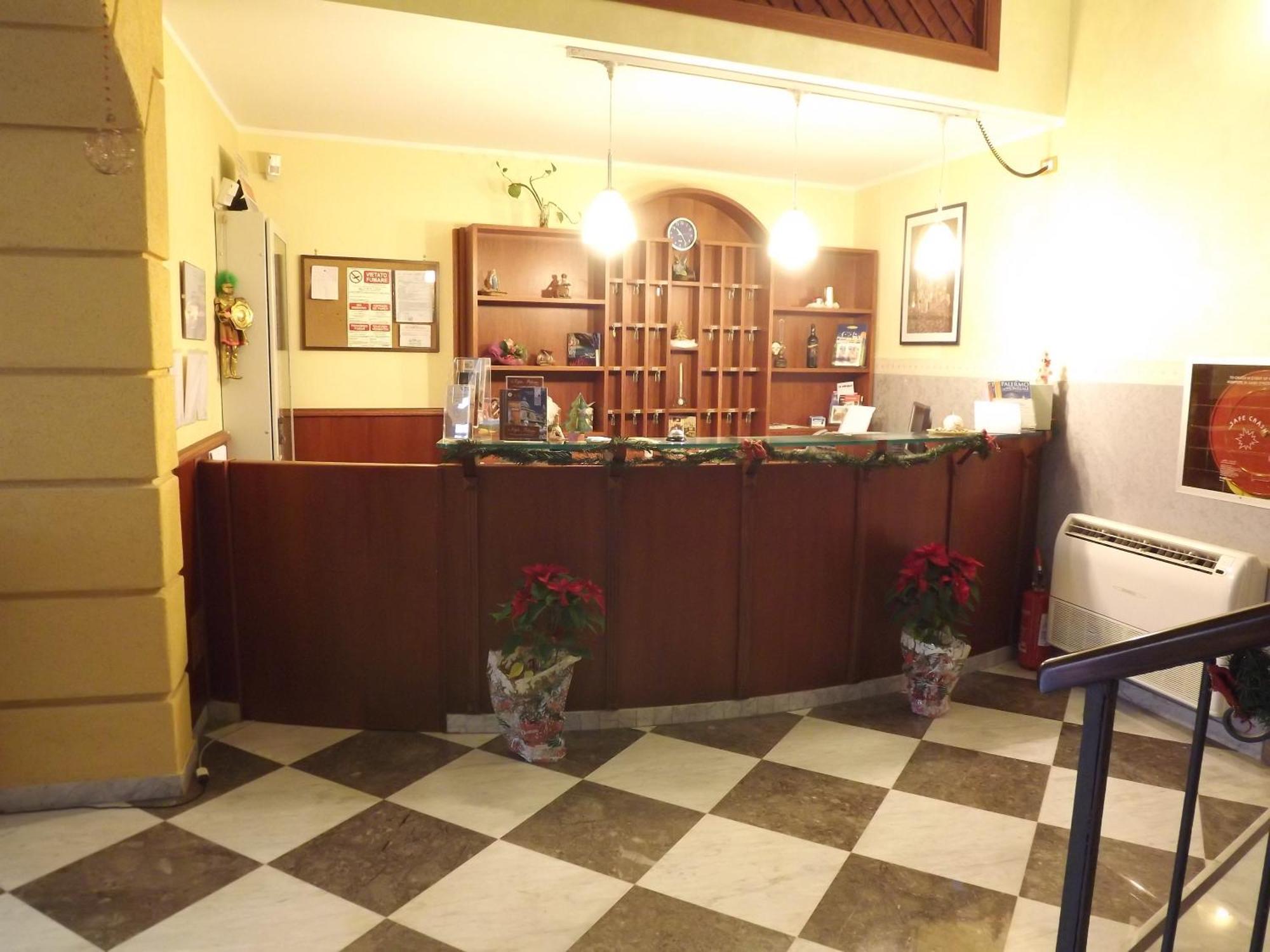 Hotel Columbia Palermo Luaran gambar