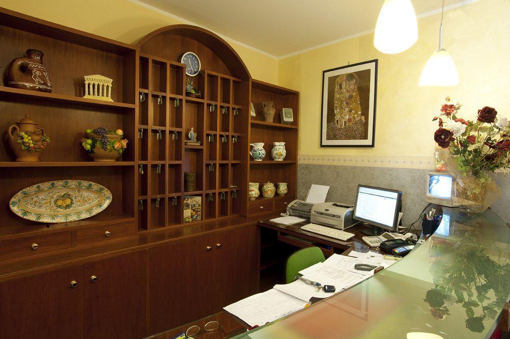 Hotel Columbia Palermo Luaran gambar
