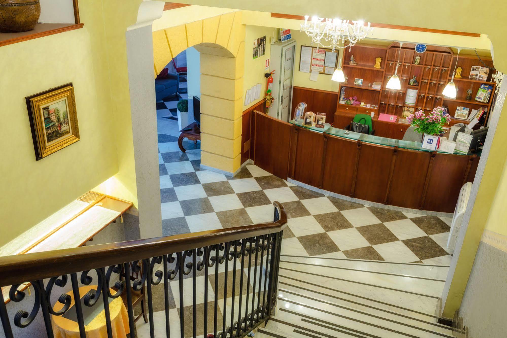 Hotel Columbia Palermo Luaran gambar