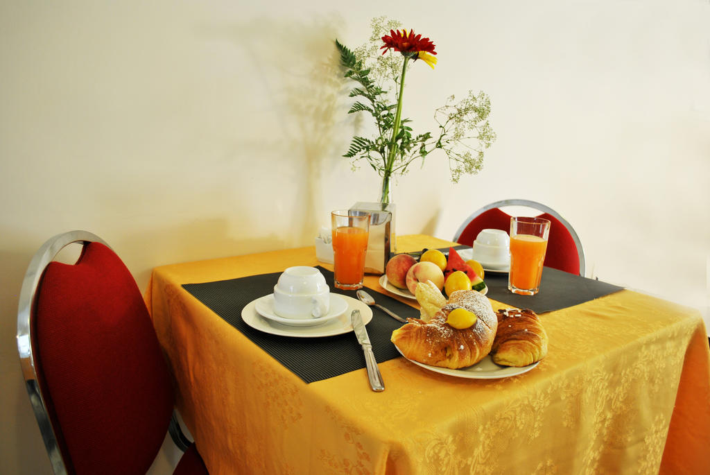 Hotel Columbia Palermo Luaran gambar